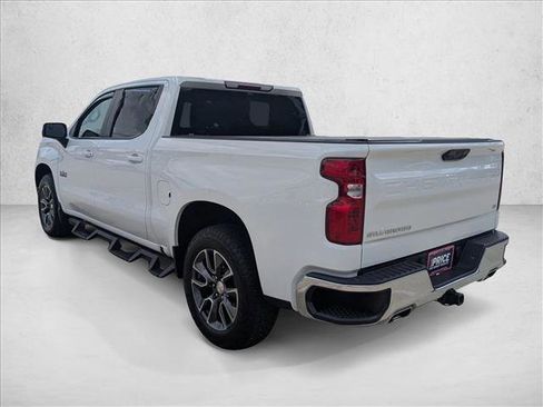 Used 2024 Chevrolet Silverado 1500 LT AWD/4WD image 7