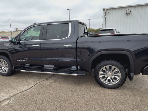 New 2026 GMC Sierra 1500 Denali w/ Technology Package image 6