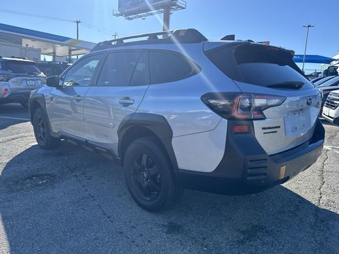 Used 2023 Subaru Outback Wilderness image 5