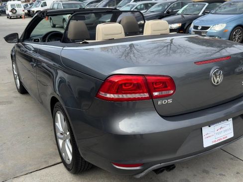 Used 2012 Volkswagen Eos Komfort image 15