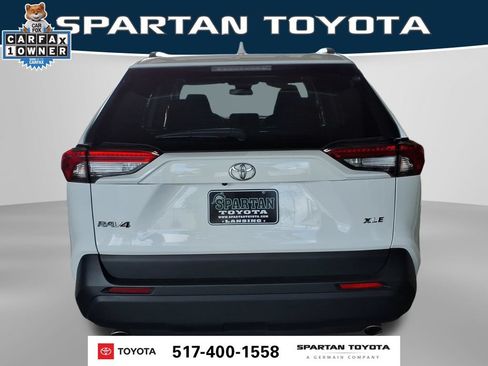 Used 2024 Toyota RAV4 XLE FWD image 8