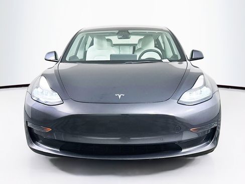 Used 2021 Tesla Model 3 Standard Range Plus RWD image 2