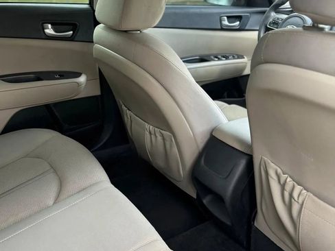 Used 2018 Kia Optima LX w/ Convenience Package image 15