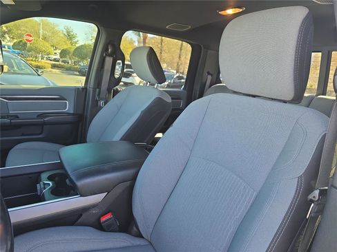 Used 2021 RAM 2500 Big Horn w/ Level B Equipment Group image 19