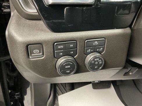 Used 2024 Chevrolet Silverado 1500 RST AWD/4WD image 12