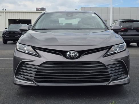 Used 2024 Toyota Camry LE FWD image 2