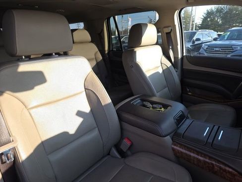 Used 2018 Chevrolet Tahoe Premier image 12