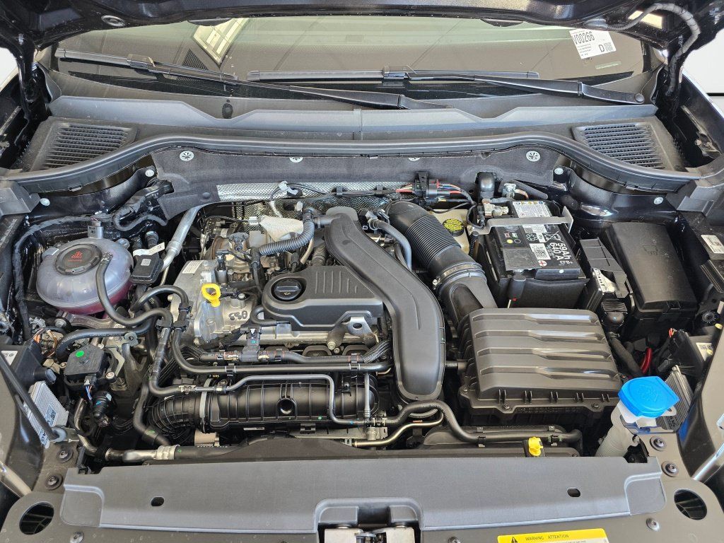 New 2026 Volkswagen Taos SEL AWD/4WD image 12