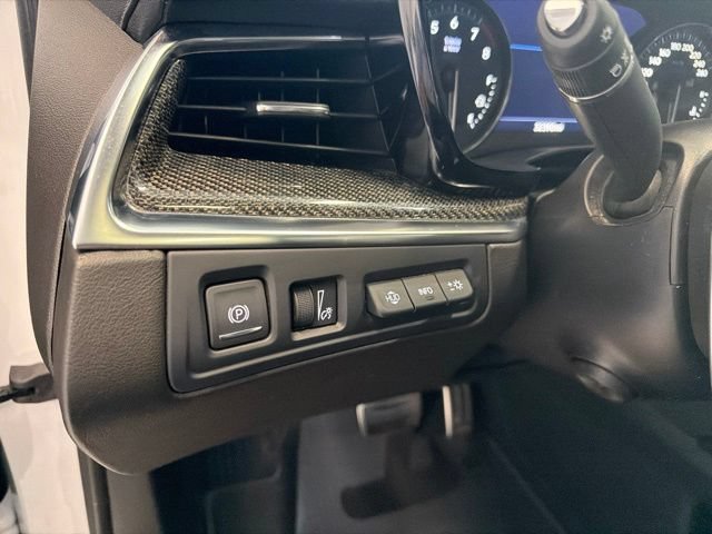 Used 2023 Cadillac XT5 Sportv w/ Technology Package AWD/4WD image 23