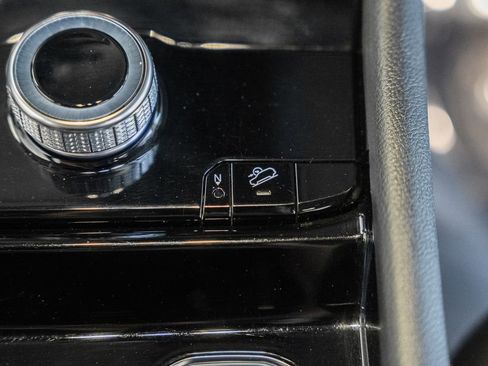 Certified 2023 Jeep Grand Cherokee 4WD 4xe image 30