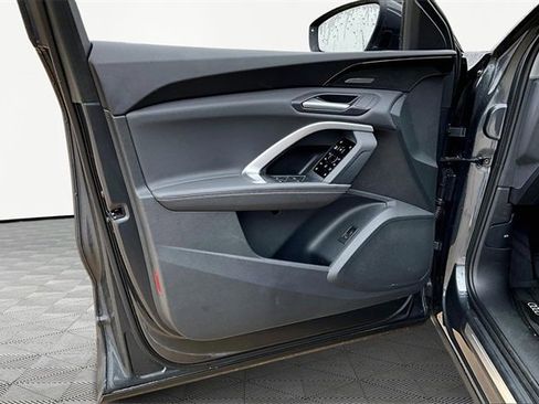 Used 2025 Audi Q5 Premium Plus w/ Premium Plus image 18