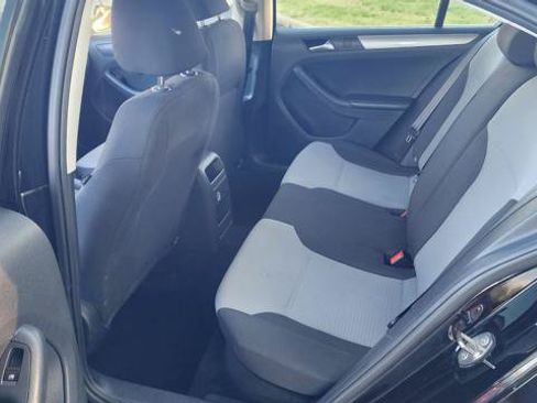 Used 2017 Volkswagen Jetta S FWD image 14