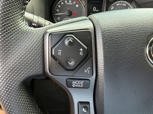 Used 2023 Toyota Tacoma TRD Off-Road w/ TRD Premium Off Road Package AWD/4WD image 15