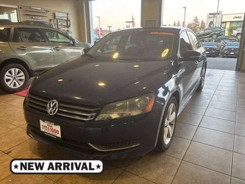 Used 2014 Volkswagen Passat 1.8T Wolfsburg Edition FWD image 1