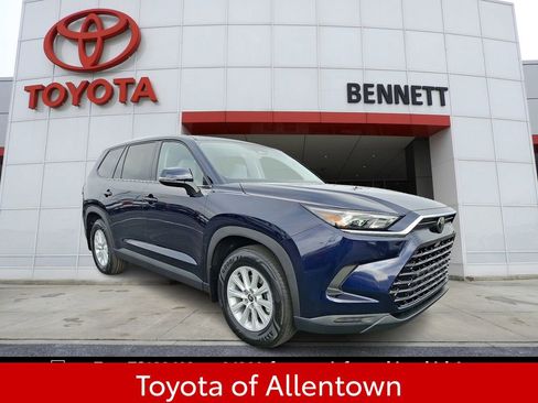 New 2026 Toyota Grand Highlander AWD image 1
