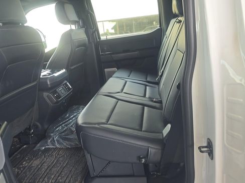 Used 2025 Ford F150 Lariat w/ Equipment Group 502A High AWD/4WD image 12