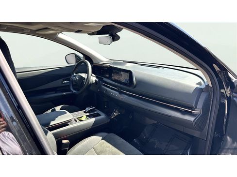 Used 2024 Nissan Ariya FWD image 20