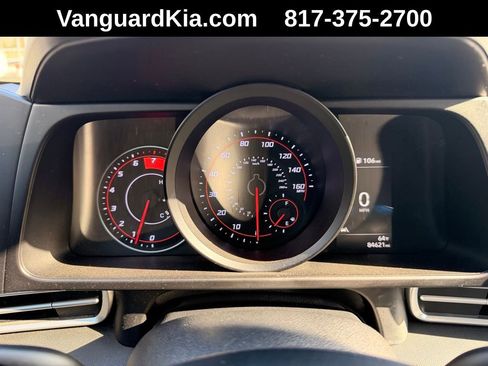 Used 2022 Hyundai Elantra SEL image 18