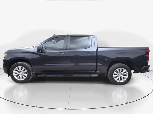 Used 2023 Chevrolet Silverado 1500 Custom RWD image 9