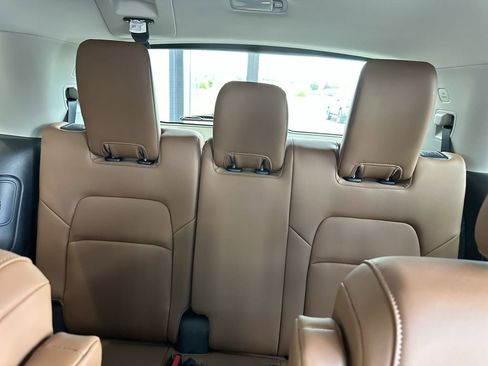 New 2026 Nissan Pathfinder Platinum AWD/4WD image 20