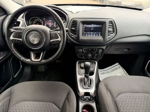 Used 2019 Jeep Compass Sport w/ Cold Weather Group AWD/4WD image 14