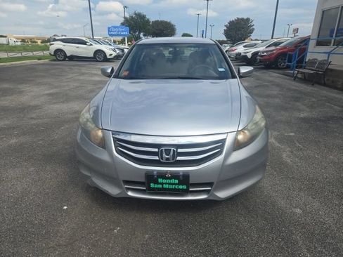 Used 2012 Honda Accord LX image 2