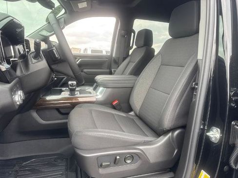 New 2026 GMC Sierra 1500 Elevation image 17