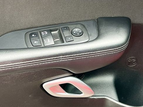 Used 2022 Dodge Challenger R/T Scat Pack RWD image 17