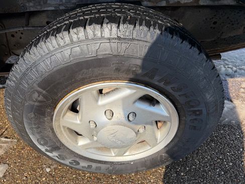 Used 2011 Ford E-250 and Econoline 250 w/ PWR Group image 19