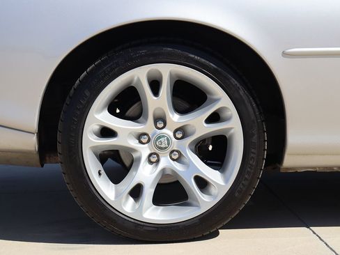 Used 2004 Jaguar XK8 Convertible image 55