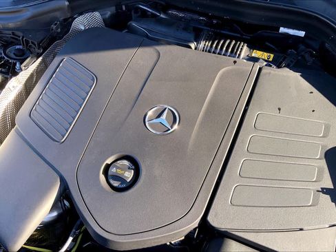 Used 2026 Mercedes-Benz GLC 300 4MATIC image 27