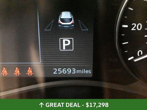 Used 2024 Nissan Kicks SV image 38