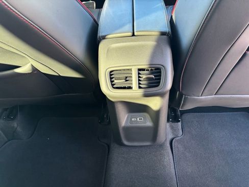 Used 2023 Buick Envision Essence w/ Sport Touring Package image 31