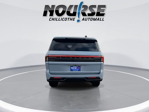 New 2026 Lincoln Navigator L Reserve image 7