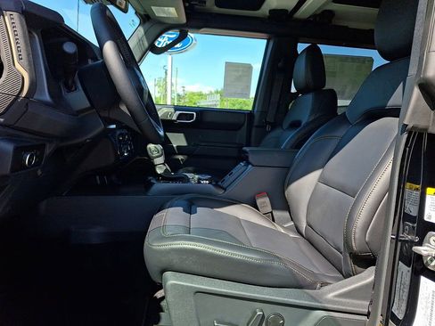 New 2026 Ford Bronco Badlands AWD/4WD image 7