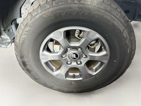 Used 2025 Ford Bronco Big Bend AWD/4WD image 11