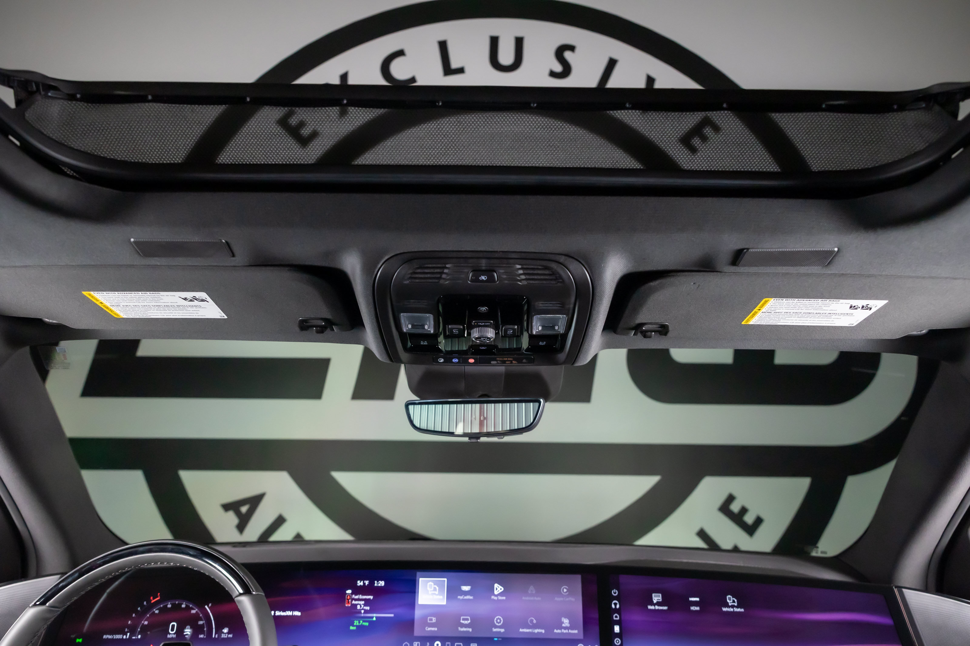 Used 2025 Cadillac Escalade Sport w/ Touring Package AWD/4WD image 10