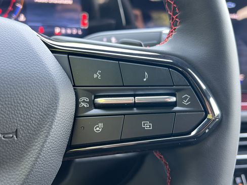 New 2026 Chevrolet Traverse RS FWD image 21