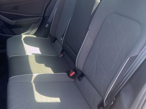 Used 2025 Volkswagen Jetta Sport FWD image 8