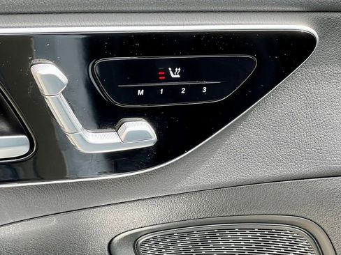 Certified 2023 Mercedes-Benz C 300 4MATIC Sedan image 22