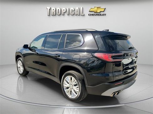 Used 2024 GMC Acadia Elevation image 3
