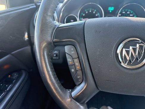 Used 2017 Buick Enclave Leather image 17