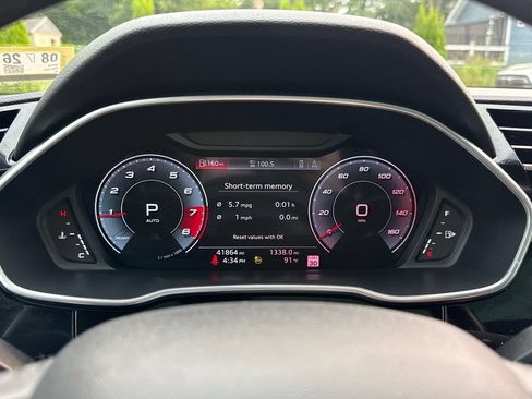 Used 2022 Audi Q3 2.0T Premium Plus w/ Premium Plus Package AWD/4WD image 9