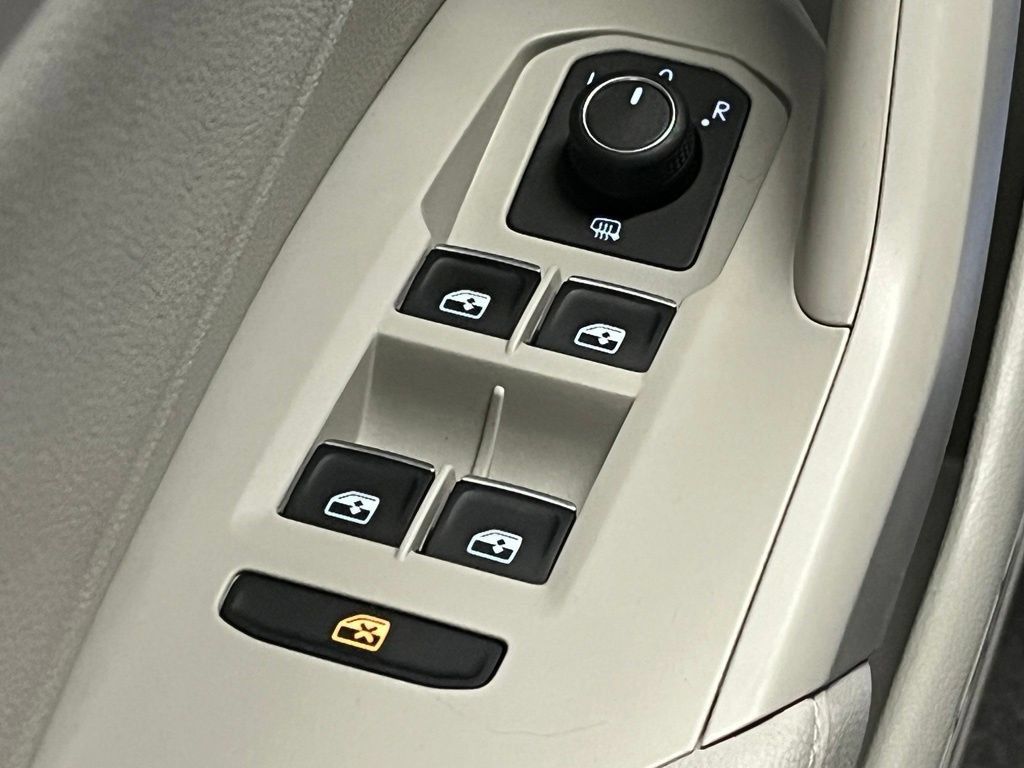 Used 2022 Volkswagen Jetta S FWD image 16