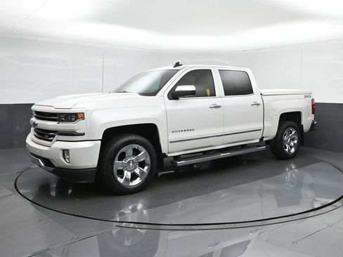 Used 2017 Chevrolet Silverado 1500 LTZ Z71 w/ LTZ Plus Package image 3