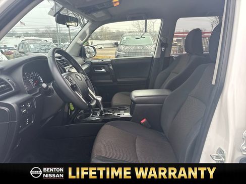 Used 2019 Toyota 4Runner TRD Off-Road image 10