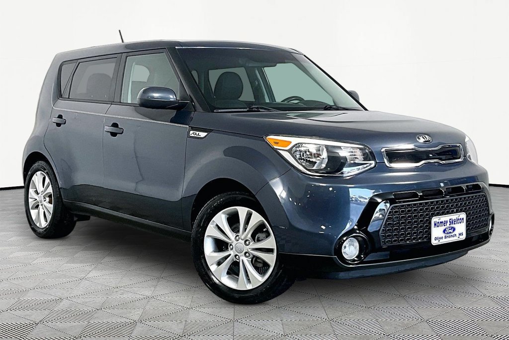 Used 2016 Kia Soul + FWD image 1