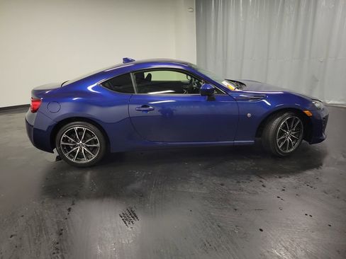 Used 2020 Toyota 86 image 9
