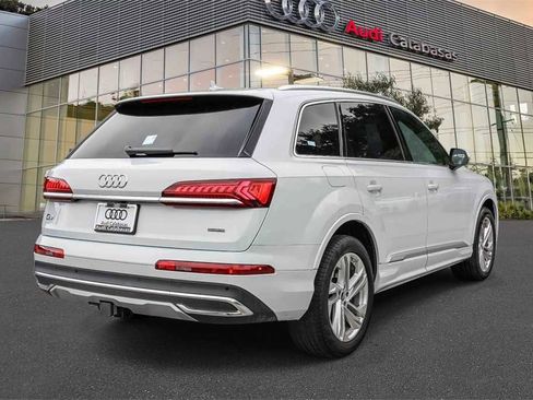 Used 2023 Audi Q7 2.0T Premium w/ Towing Package image 4