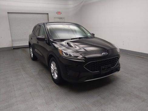 Used 2020 Ford Escape SE FWD image 13